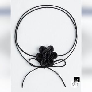 🆕️ ROSETTE CHOKER - FAUX LEATHER NECKLACE